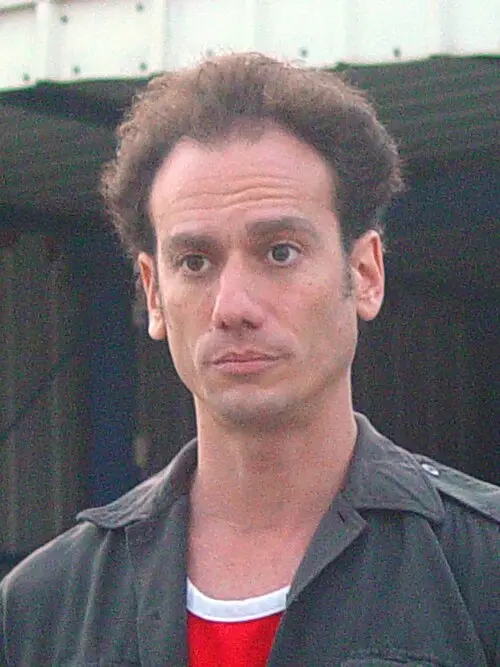 תומר שרון