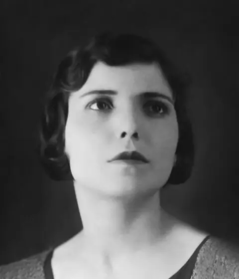 Ercília Costa