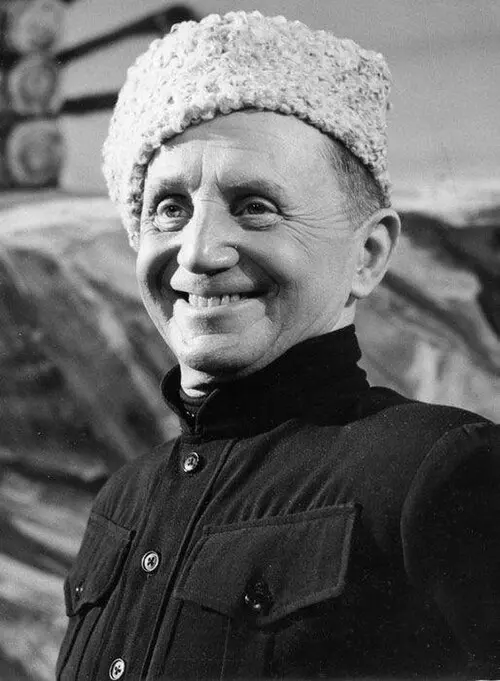 Сергей Жаров