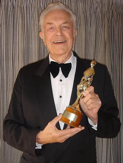Max Cryer