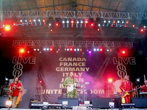 Red Elvises