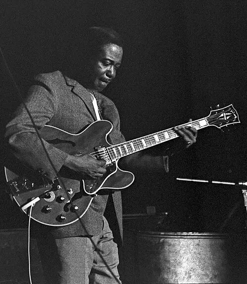 Eddie Taylor