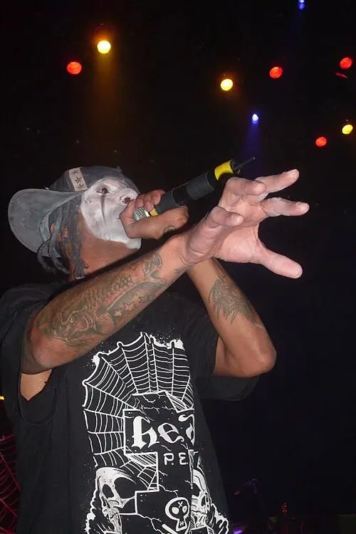 M.C.U.D.