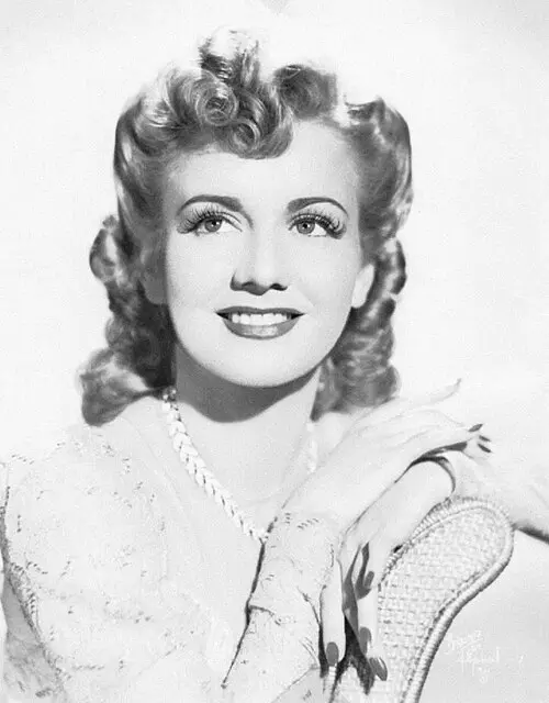 Joan Roberts