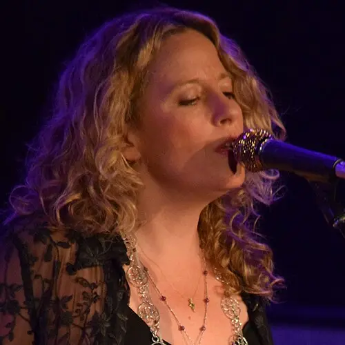 Amy Helm