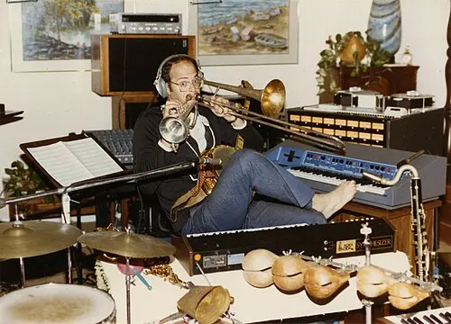 Laurence Wright