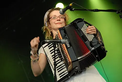Karen Tweed