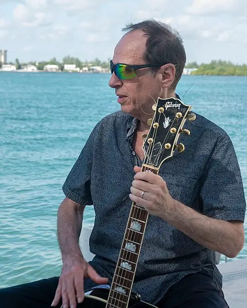 Alex Zuker