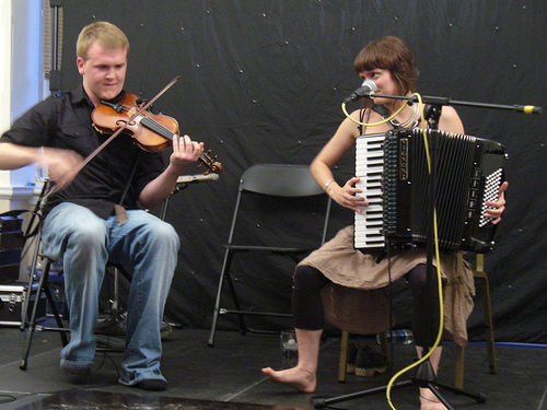 Hannah James & Sam Sweeney