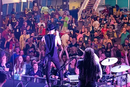 Andy Suzuki & The Method