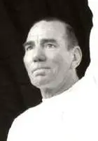 Pete Postlethwaite