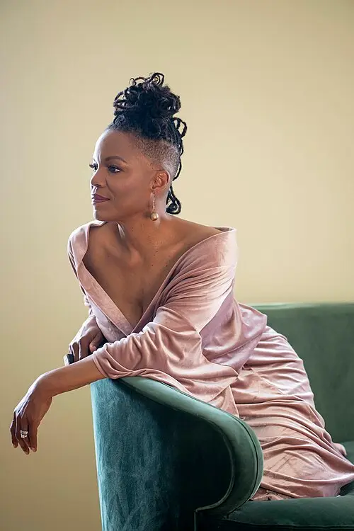 Nnenna Freelon