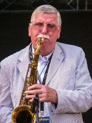 Gustl Mayer