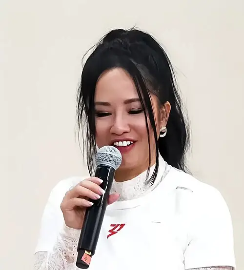 Hồng Nhung