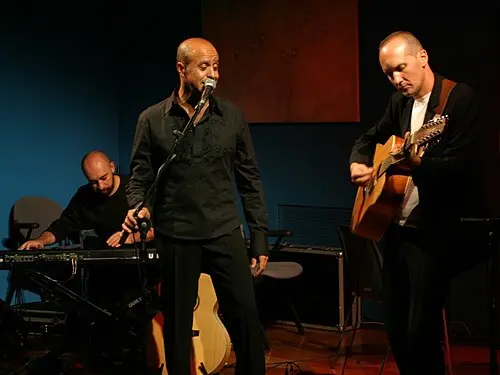 Radiodervish