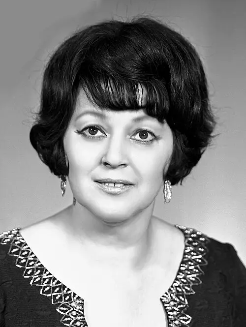 Záray Márta