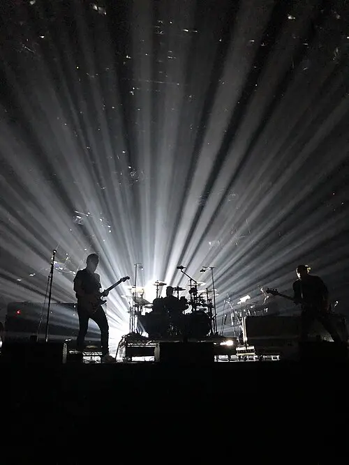 Dizzy Mizz Lizzy