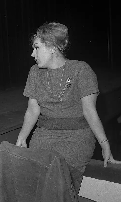 Jane Rhodes