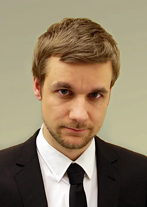 Tobi Schlegl