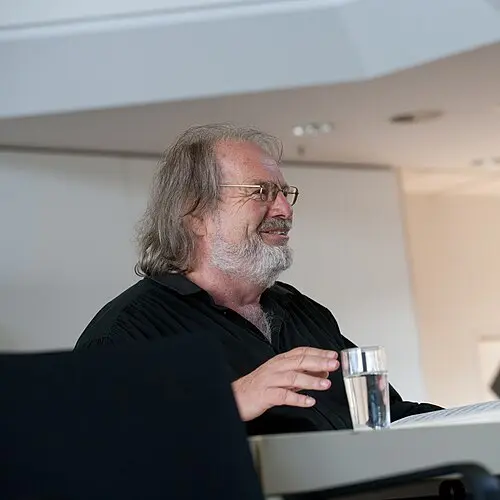 Gustav Kuhn