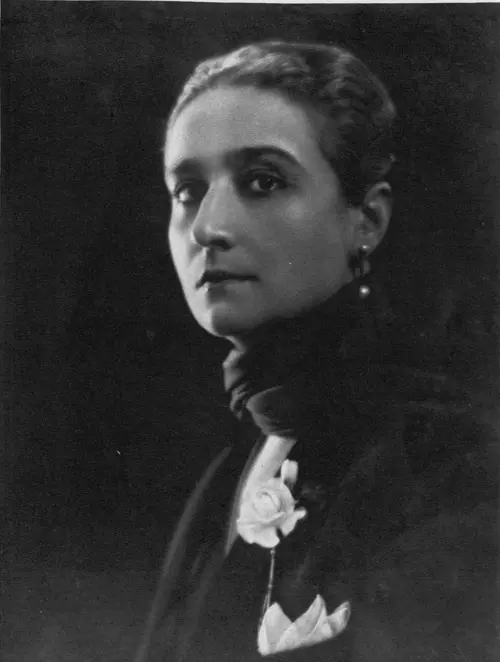Dora Stroëva