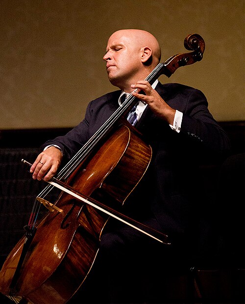 Robert deMaine