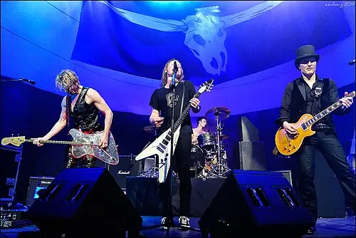 D‐A‐D