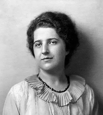 Alba Rosa Viëtor