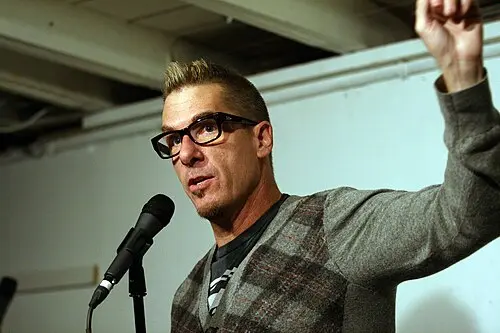Greg Behrendt