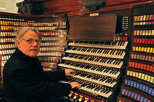 Daniel Roth