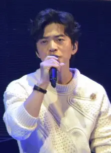 李健