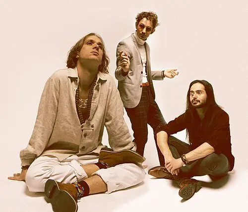 Dirty Sound Magnet