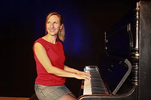 Sarah Hakenberg