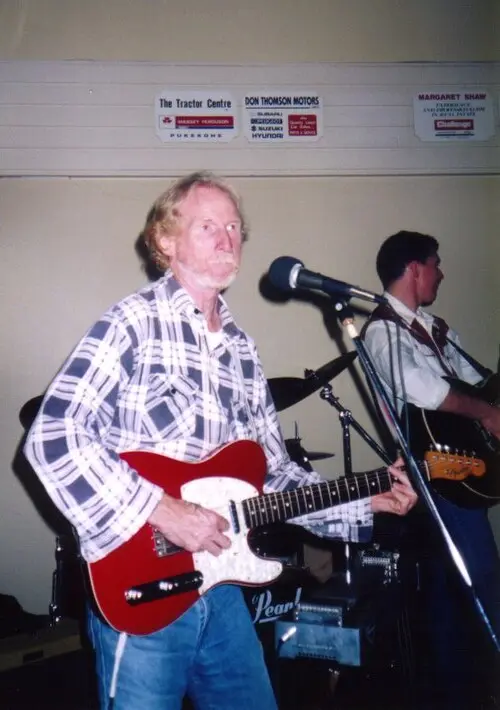 Red McKelvie