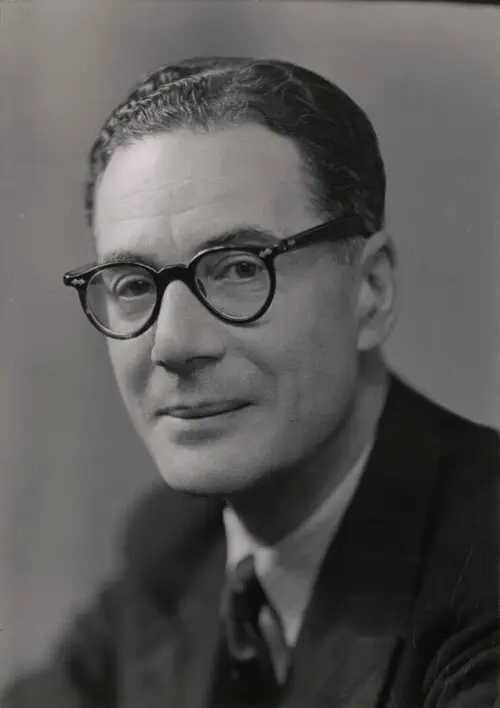 Val Gielgud