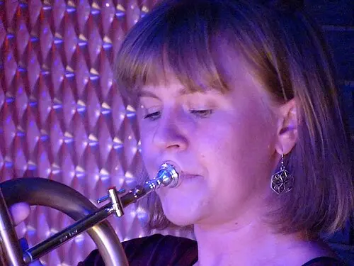 Heidi Bayer