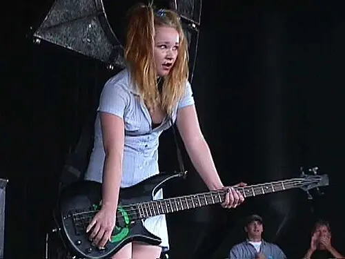 Rayna Foss-Rose