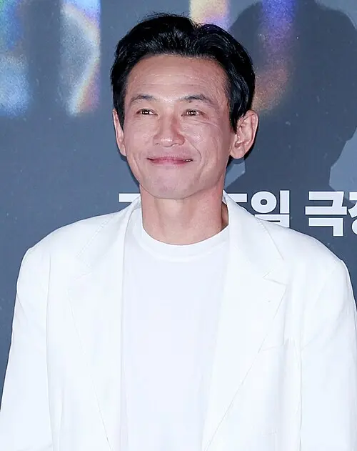 황정민