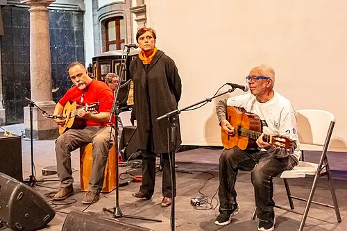 Los Nakos