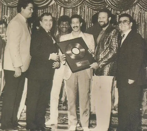 Jossie Esteban y La Patrulla 15