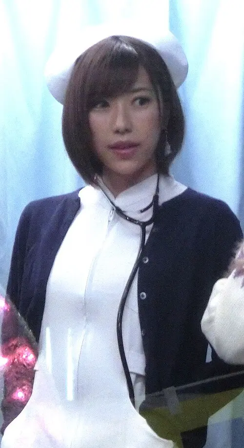 七海ティナ