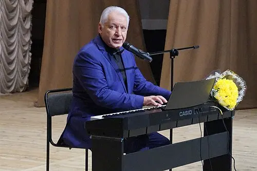 Александр Морозов