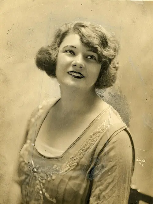 Anne Roselle