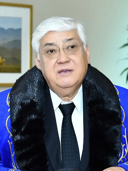 Алибек Днишев