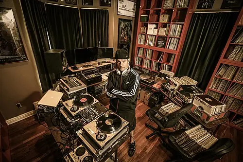 DJ P