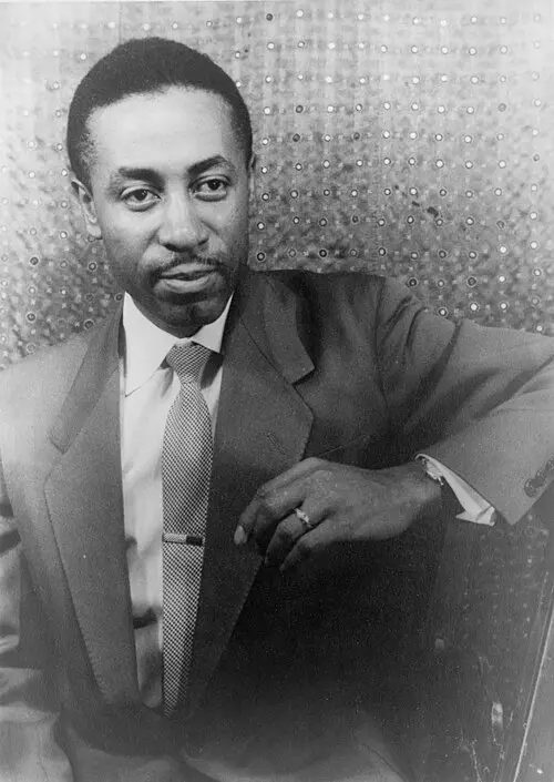 Robert McFerrin