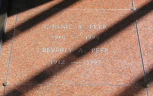 Beverly Peer