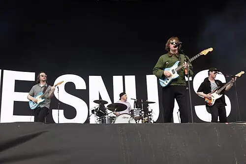 The Snuts