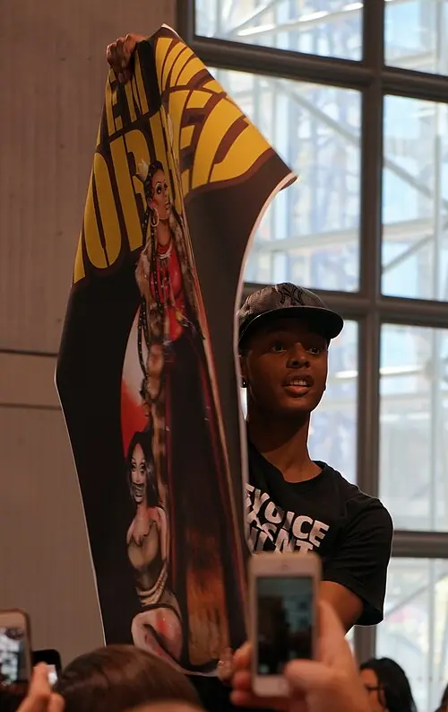 King Tyra