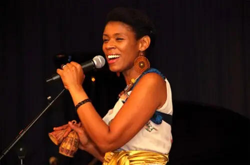 Carmen Souza